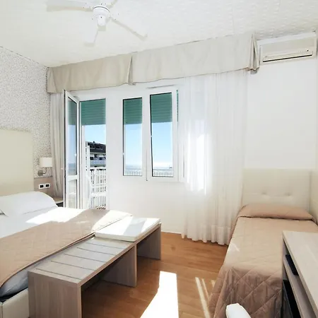 Splendid Hotel 3*