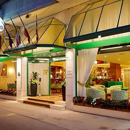 Splendid Hotel 3*